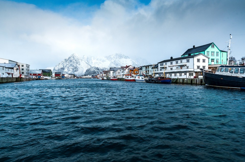 Port de Henningsvaer dans les Lofoten