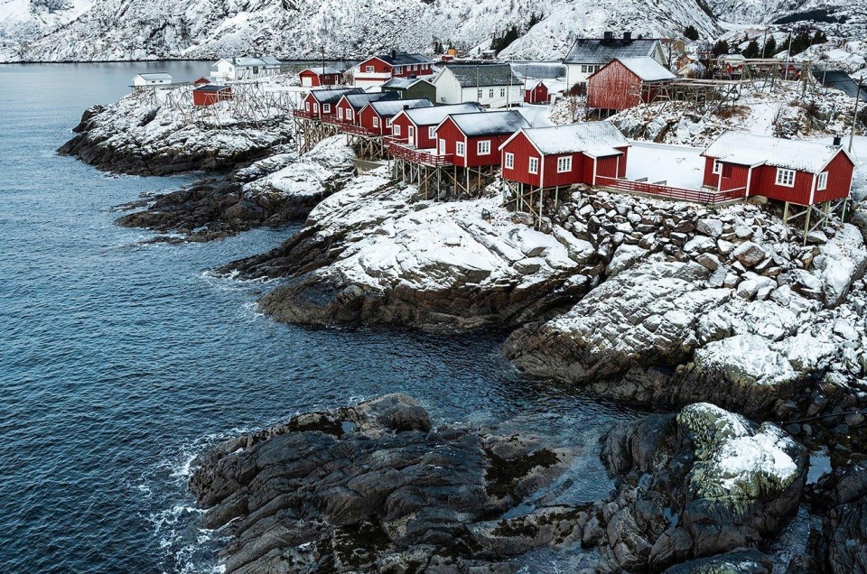 Hamnøya près de reine dans les Lofoten en Norvège