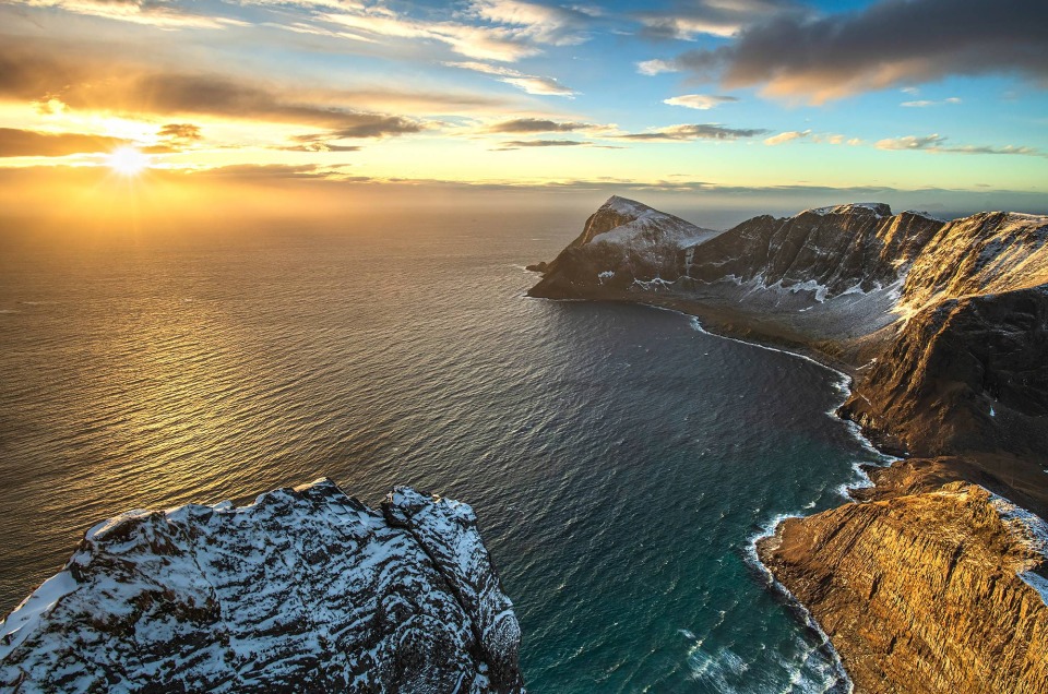 Falaises de l'ile de Verøy depuis Håen